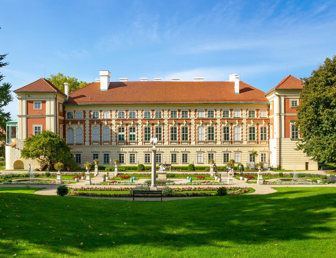 Noah Jigsaw Puzzle Lancut Castle in Poland. Built in the first half of the 17th century. Rear elevation with Italian garden and park 1000 pieces