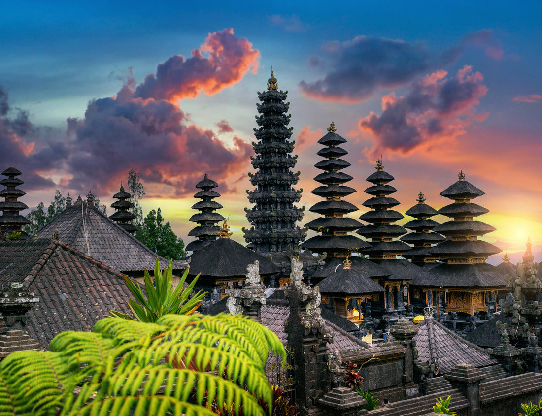 Noah Jigsaw Puzzle Besakih temple at sunset in Bali, Indonesia 1000 pieces