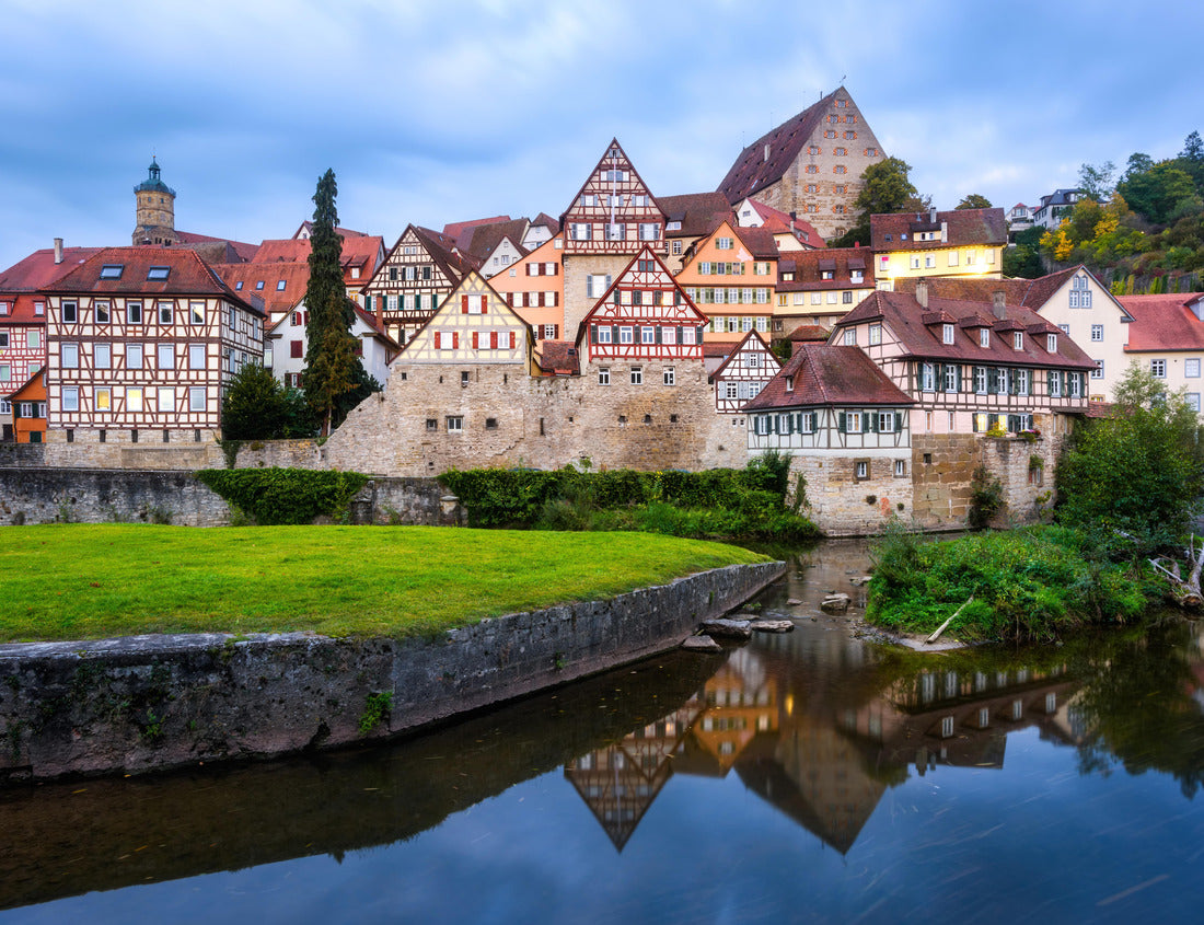Noah Jigsaw Puzzle Gothic half-timbered houses reflected in the blue river in the old town of Schwäbisch Hall, Germany 1000 pieces