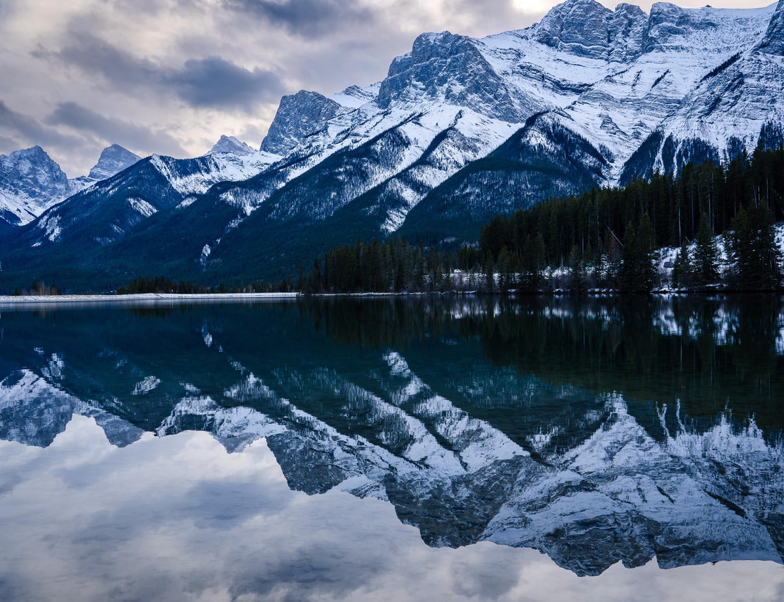 Noah Jigsaw Puzzle Canadian Rocky Mountains reflection on Grassy Lakes Canmore Alberta 1000 pieces