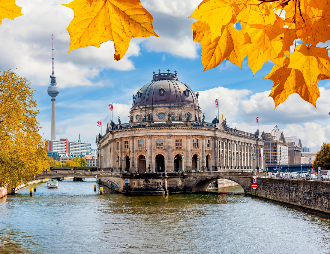 Noah Jigsaw Puzzle Museum Island in the fall, Berlin, Germany 1000 pieces