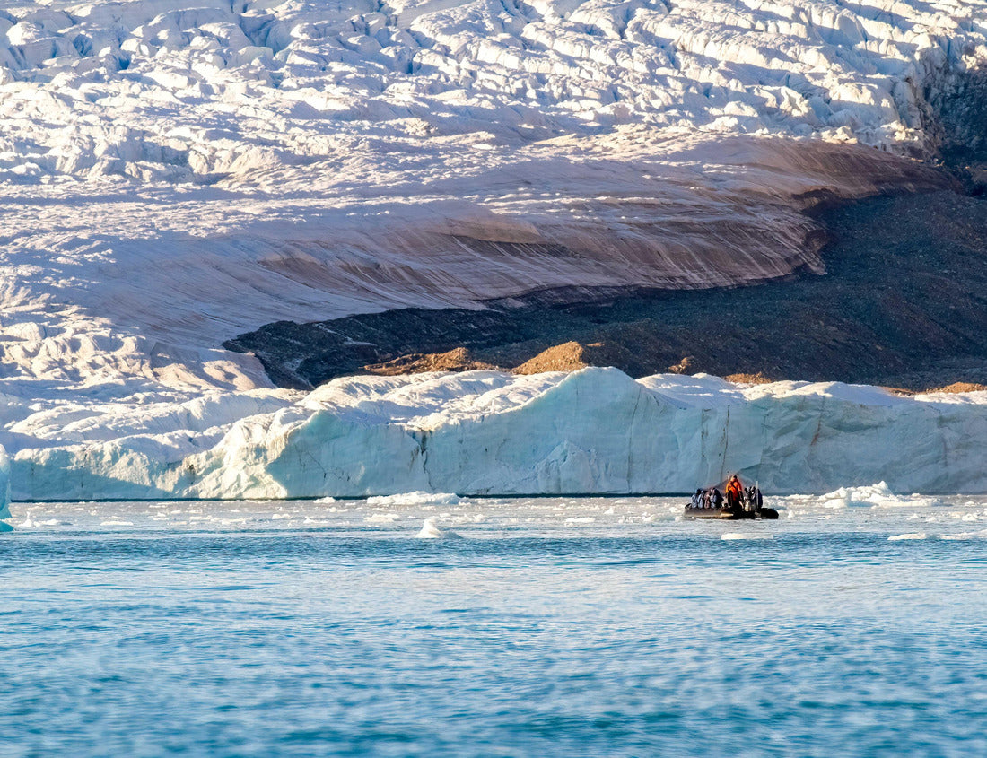 Noah Jigsaw Puzzle Boat trips to the glacier in Croker Bay, Devon Island, Nunavut, Canada 1000 pieces