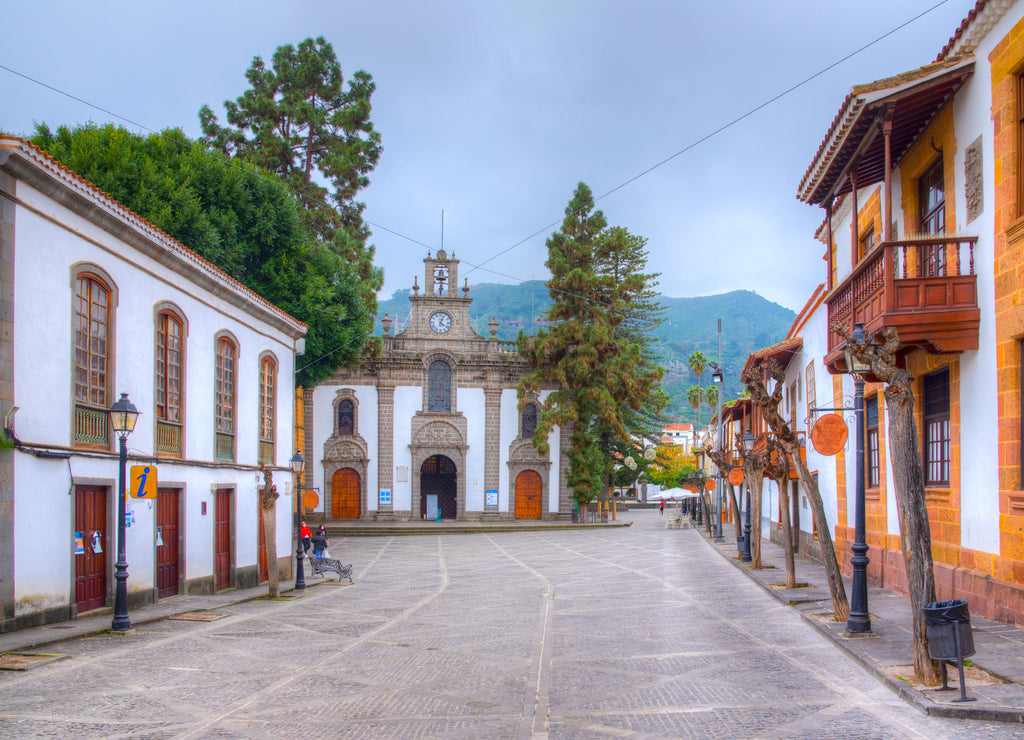 Basilica Nuestra Senora del Pino and traditional houses at the main street of Teror at Gran Canaria, Canary islands, Spain