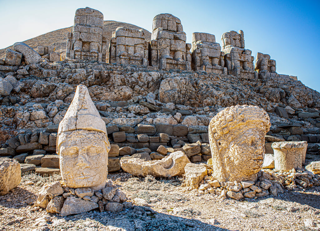 Antique statues on Nemrut mountain, Turkey. The UNESCO World Heritage Site at Mount Nemrut where King Antiochus of Commagene is reputedly entombed