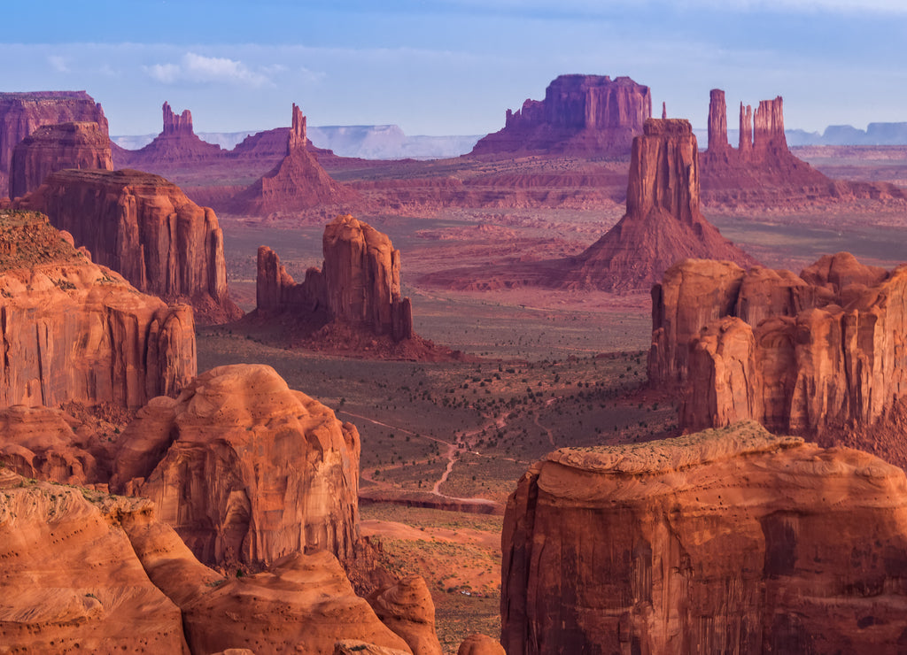 Sunrise at Hunts Mesa viewpoint, Arizona