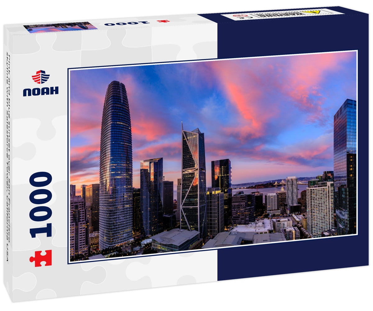 Pink and blue sunset over San Francisco skyline with Salesforce Tower, California USA