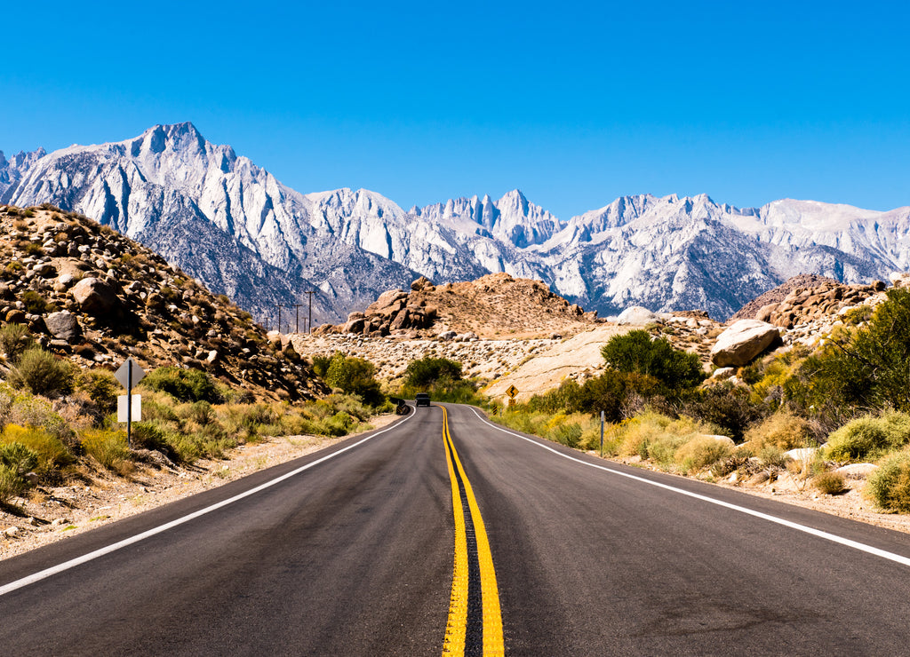 Street in Alabama Hills in California
