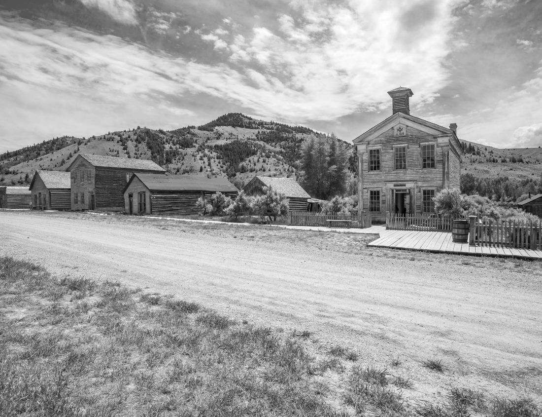 Noah Jigsaw Puzzle Isla de Janitzio is the largest island in Lake Pátzcuaro in the state of Michoacán, Mexico in black white 1000 pieces