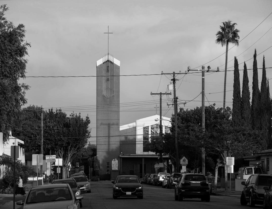 Noah Jigsaw Puzzle Afternoon landscape in Denali National Park and Preserve near Fairbanks, Alaska in black white 1000 pieces