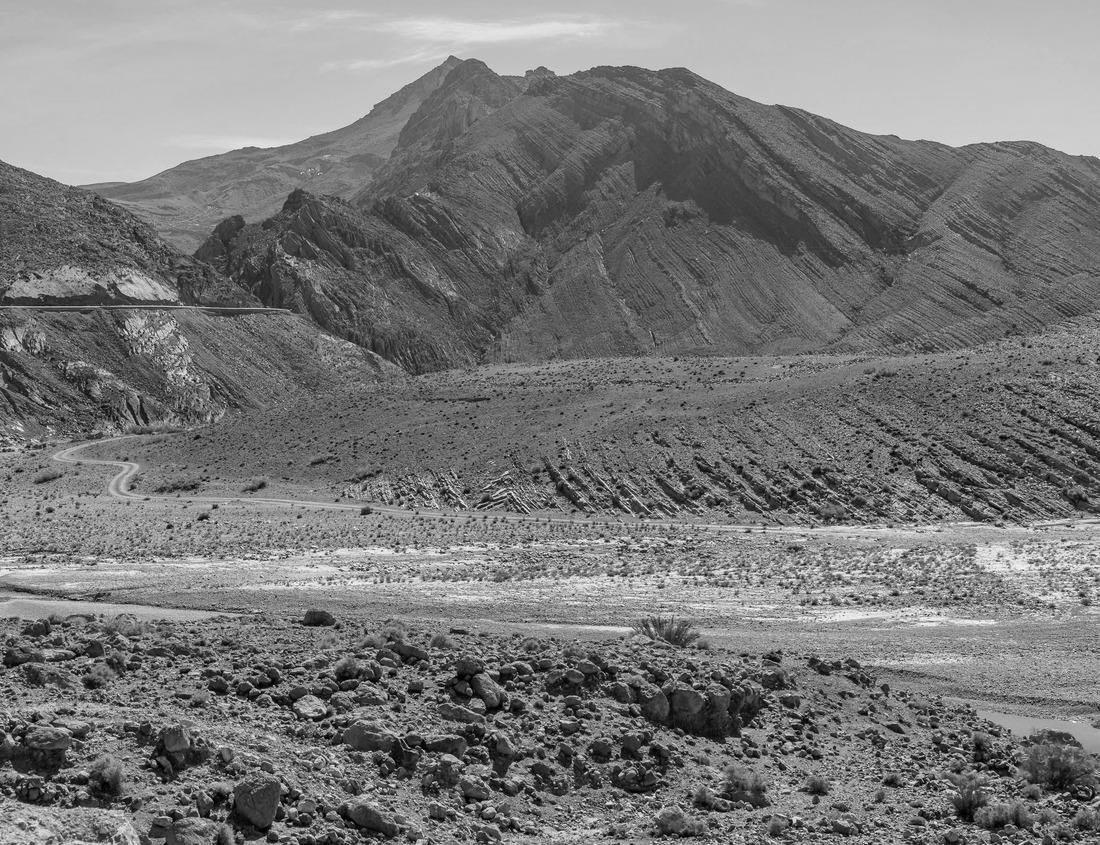 Noah Jigsaw Puzzle Iglesia de San Servacio cathedral in Valladolid Mexico. Main square of the city. Symmetrical aerial view, camera zooms in on the cathedral between the towers. Valladolid Mexico in black white 1000 pieces