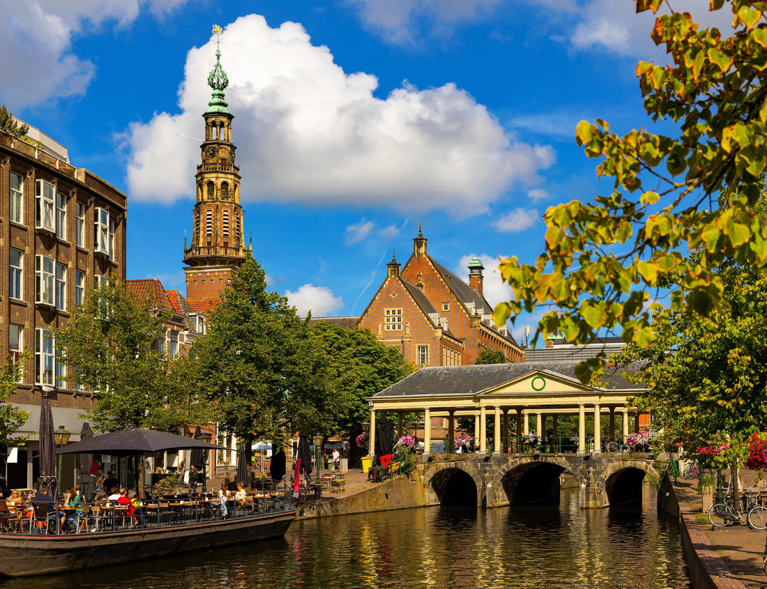 Noah Jigsaw Puzzle Cityscape of Leiden, South Holland, Netherlands. City canal reconstruction, view on the bridge, town hall and Heilige Lodewijkkerk (St. Louis church) 1000 pieces
