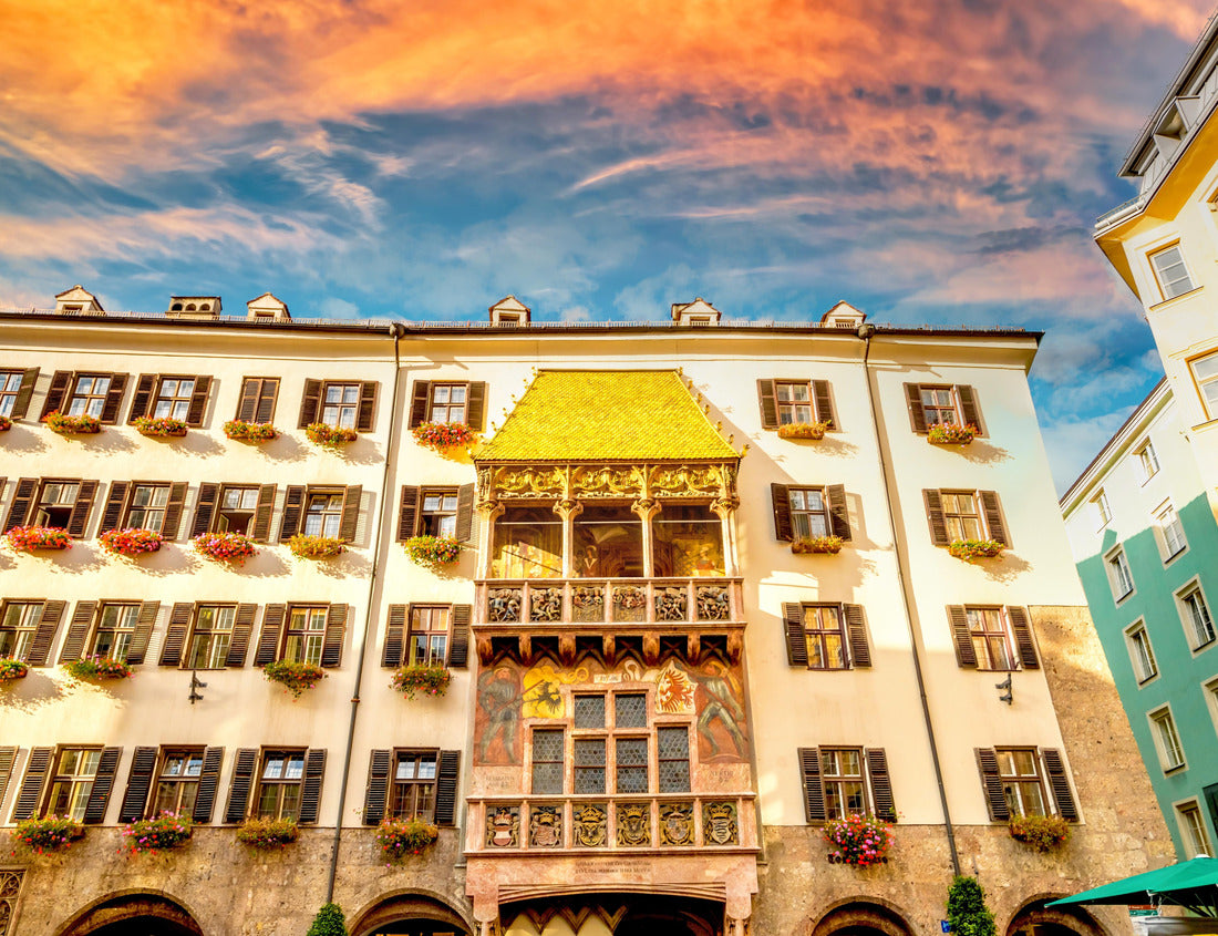 Noah Jigsaw Puzzle Historical city of Innsbruck, Austria 1000 pieces