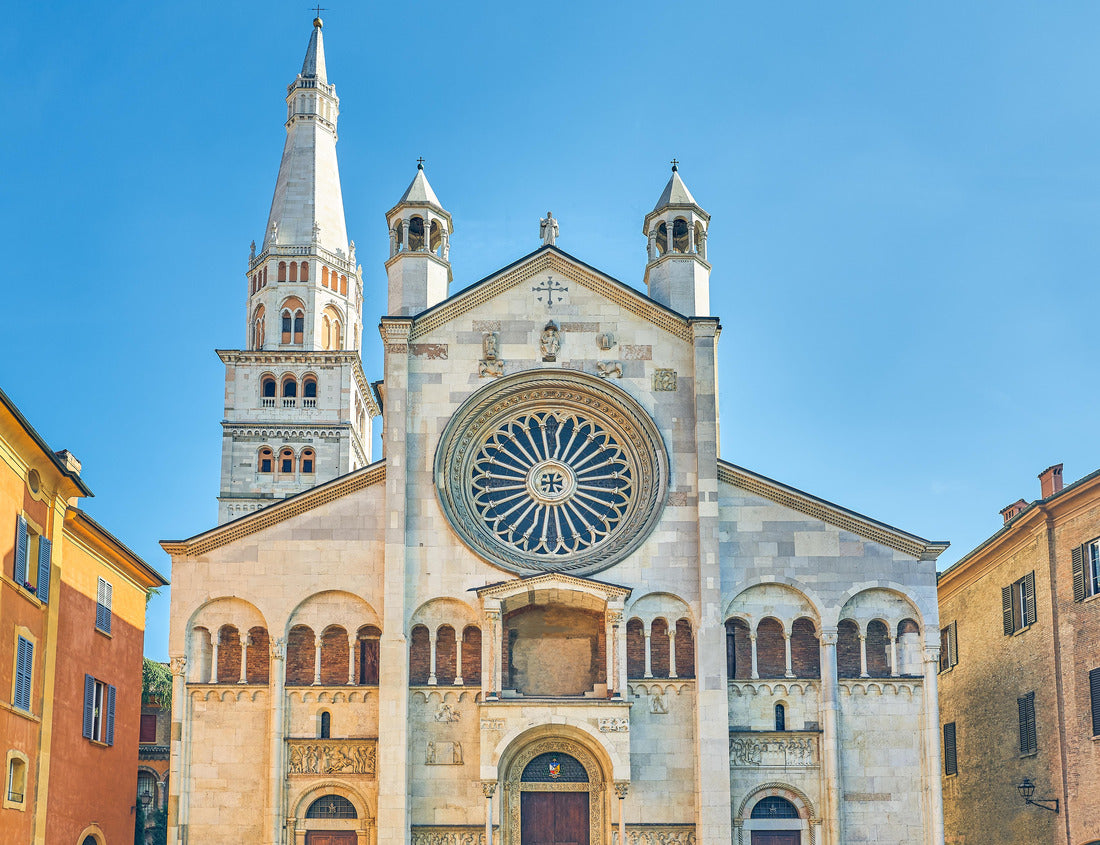 Noah Jigsaw Puzzle Modena, Italy, the main facade of the cathedral 1000 pieces