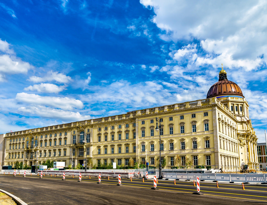 Noah Jigsaw Puzzle Berliner Schloss, a palace in Berlin, Germany 1000 pieces