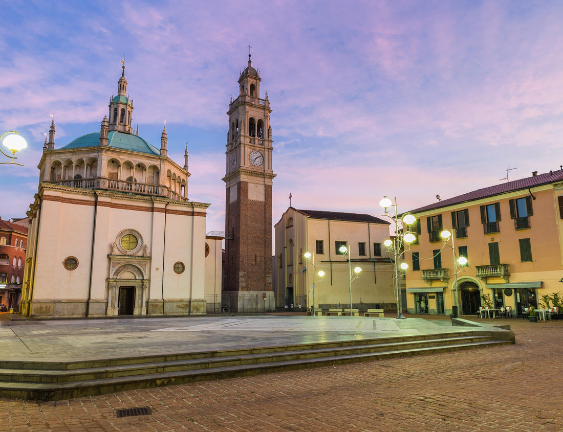 Noah Jigsaw Puzzle Italian city at sunrise. Historic center of Busto Arsizio, Sant'Antonio Street (via Sant'Antonio) with the Santuario di Santa Maria di Piazza - XVI century 1000 pieces