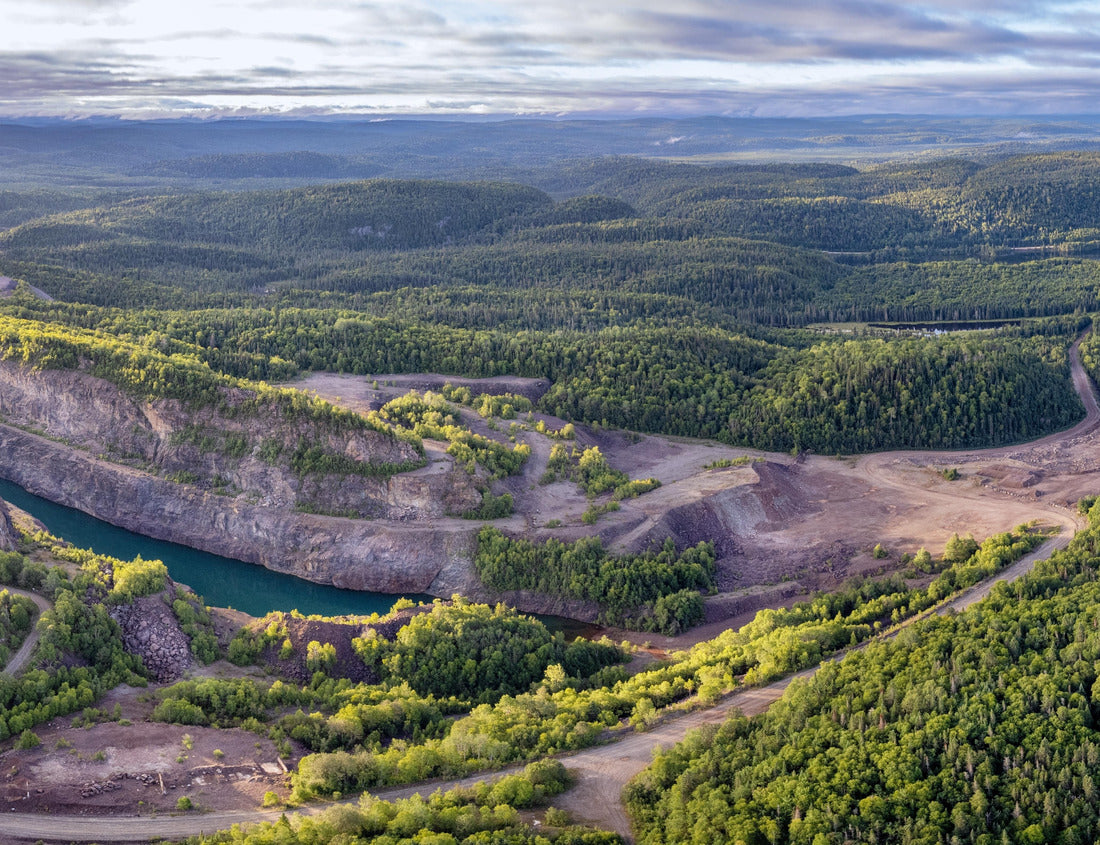 Noah Jigsaw Puzzle Aerial view of an open-pit gold mine in Northern Ontario, Canada 1000 pieces