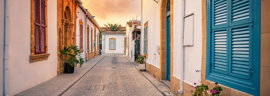 Noah Jigsaw Puzzle Hengifoss waterfall in Iceland Panorama 1000 Pieces