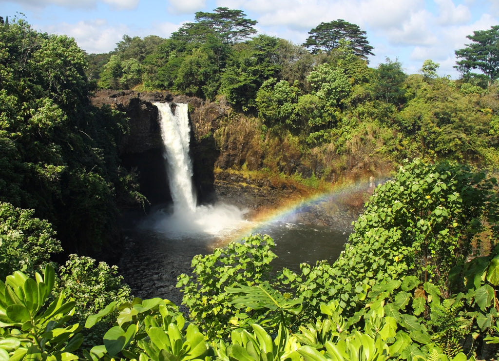 Rainbow Falls (Big Island, Hawaii)