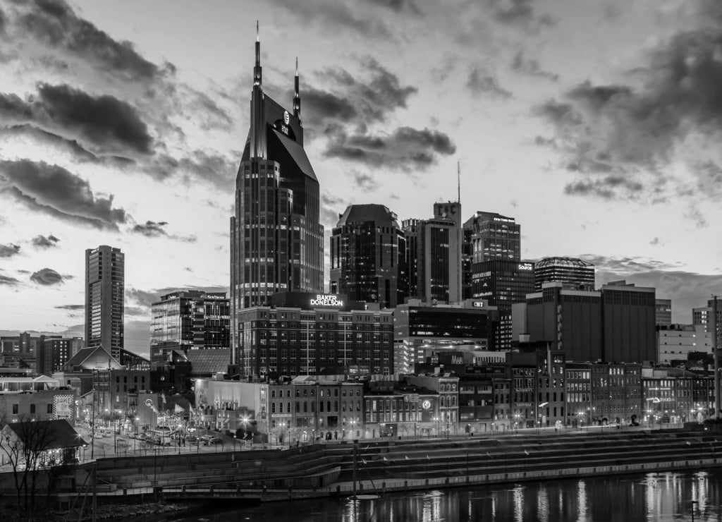 Nashville Tennessee Skyline Sunset in black white