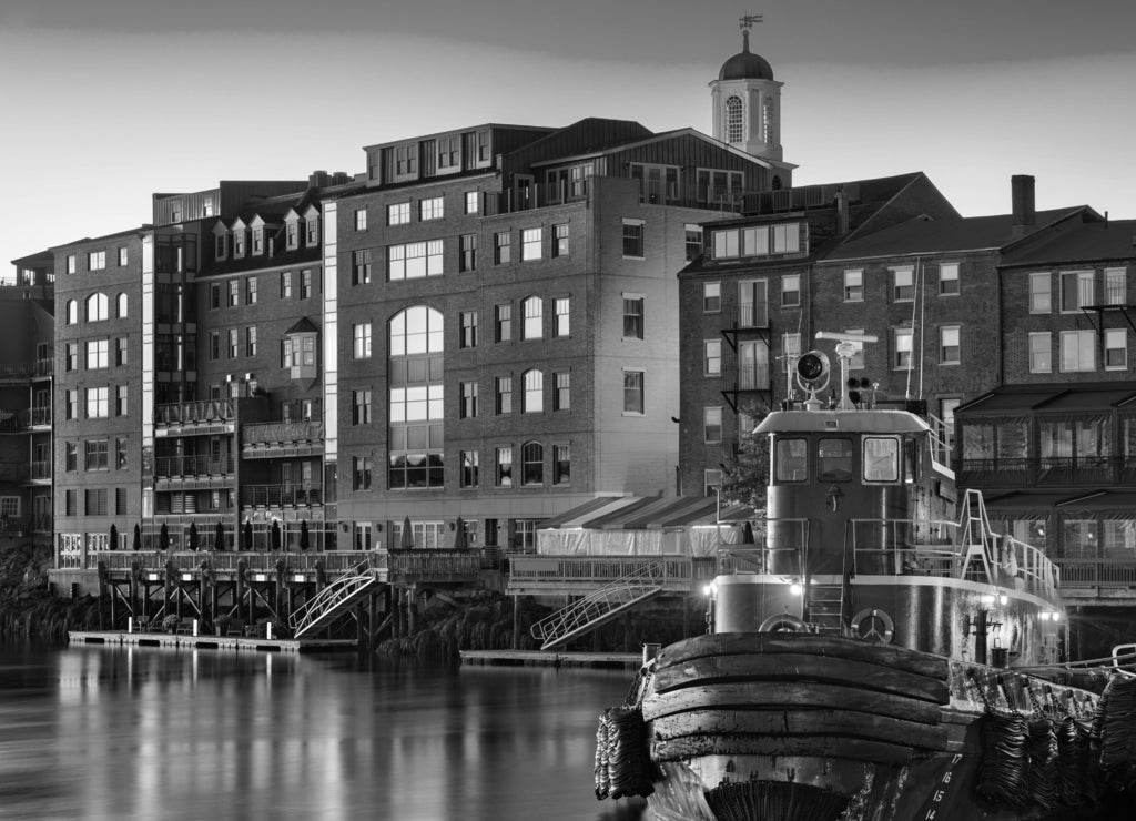 Portsmouth, New Hampshire in black white