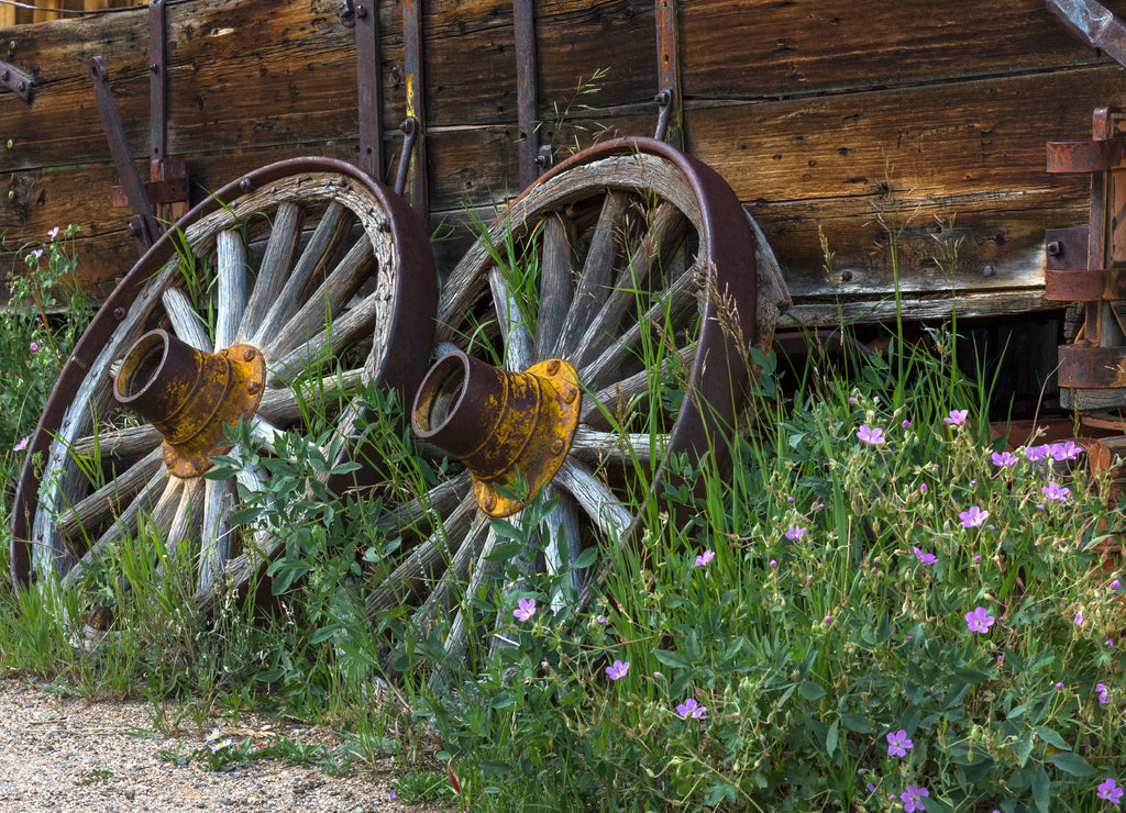 Old Rustic Wooden Wagon Wheels In Fairplay, Colorado