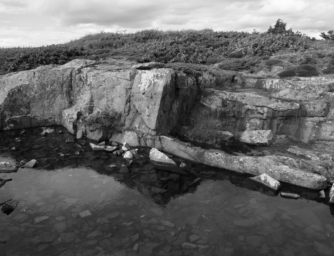 Noah Jigsaw Puzzle Badlands National Park, South Dakota at sunset with tall rock formations - Beautiful landscape panorama in black white 1000 pieces