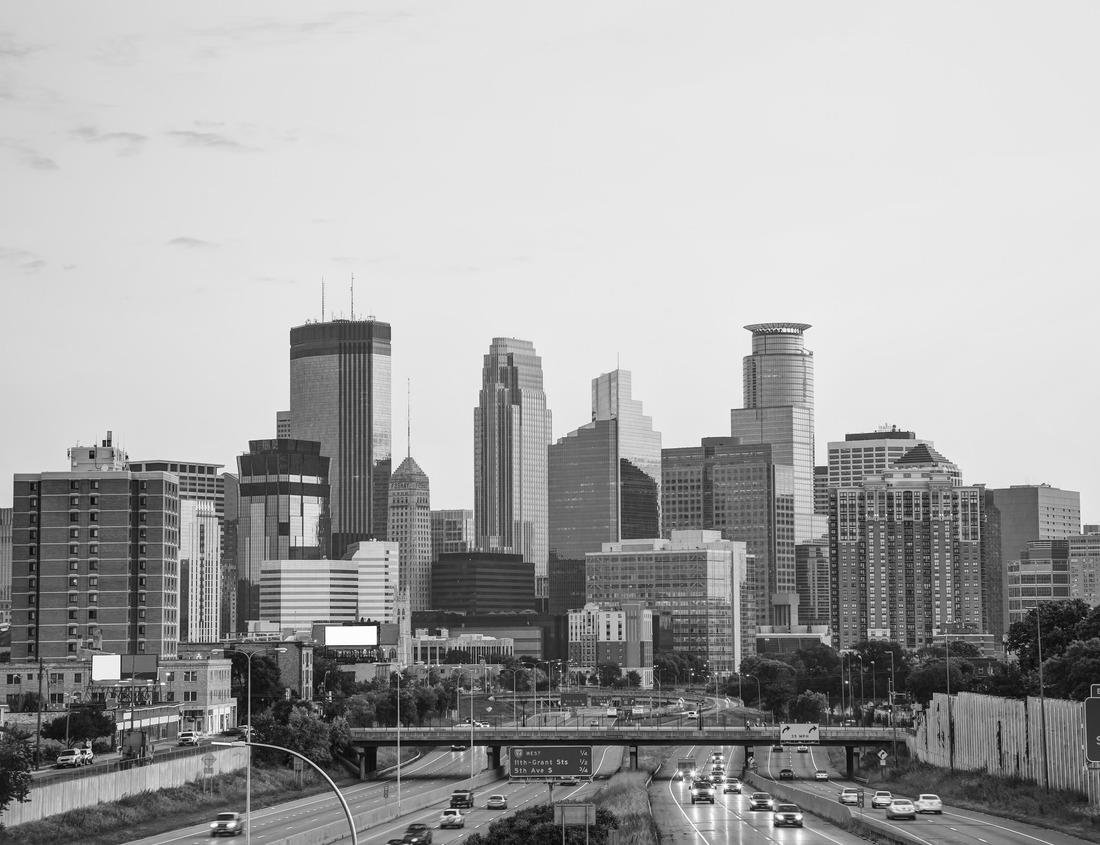 Noah Jigsaw Puzzle Harbor of Le Ciotat, South France in black white 1000 pieces