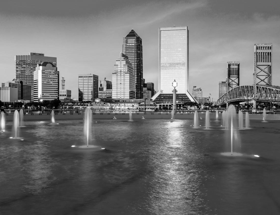 Noah Jigsaw Puzzle Elizabeth, New Jersey during autumn in black white 1000 pieces