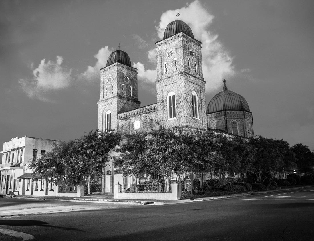 Noah Jigsaw Puzzle Akron, Ohio, USA downtown skyline at dusk in black white 1000 pieces
