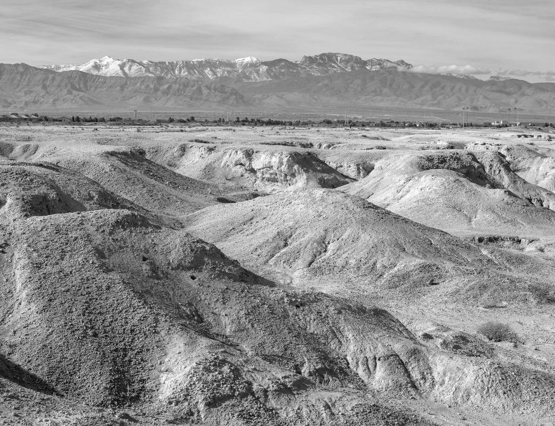 Noah Jigsaw Puzzle Santa Monica Beach Landscape Skyline Taken from the Pier in black white 1000 pieces