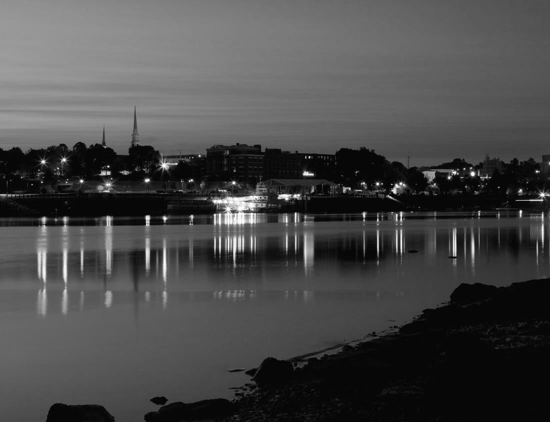 Noah Jigsaw Puzzle Nyhavn in Copenhagen in Denmark in black white 1000 pieces
