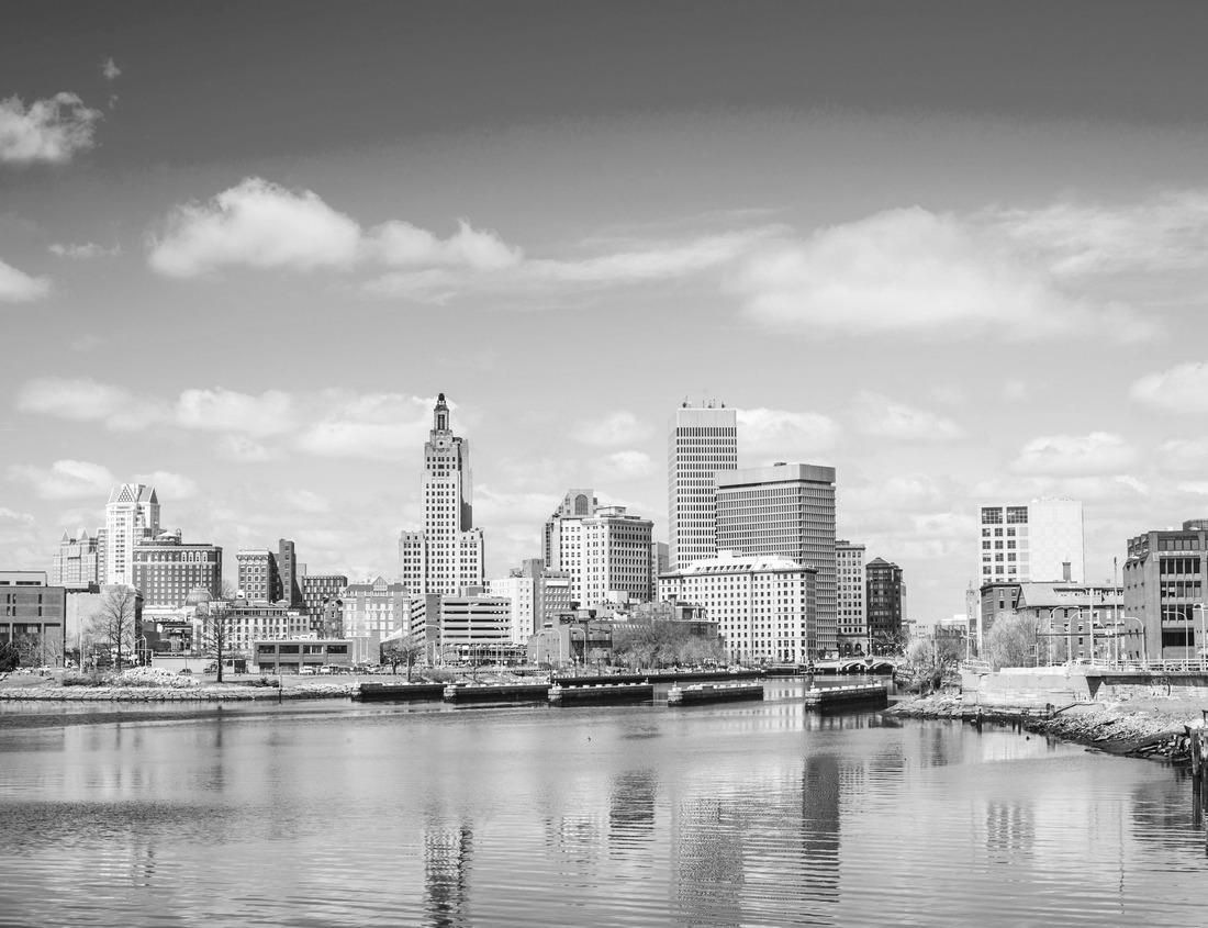 Noah Jigsaw Puzzle Old town of Zug, Switzerland in black white 1000 pieces