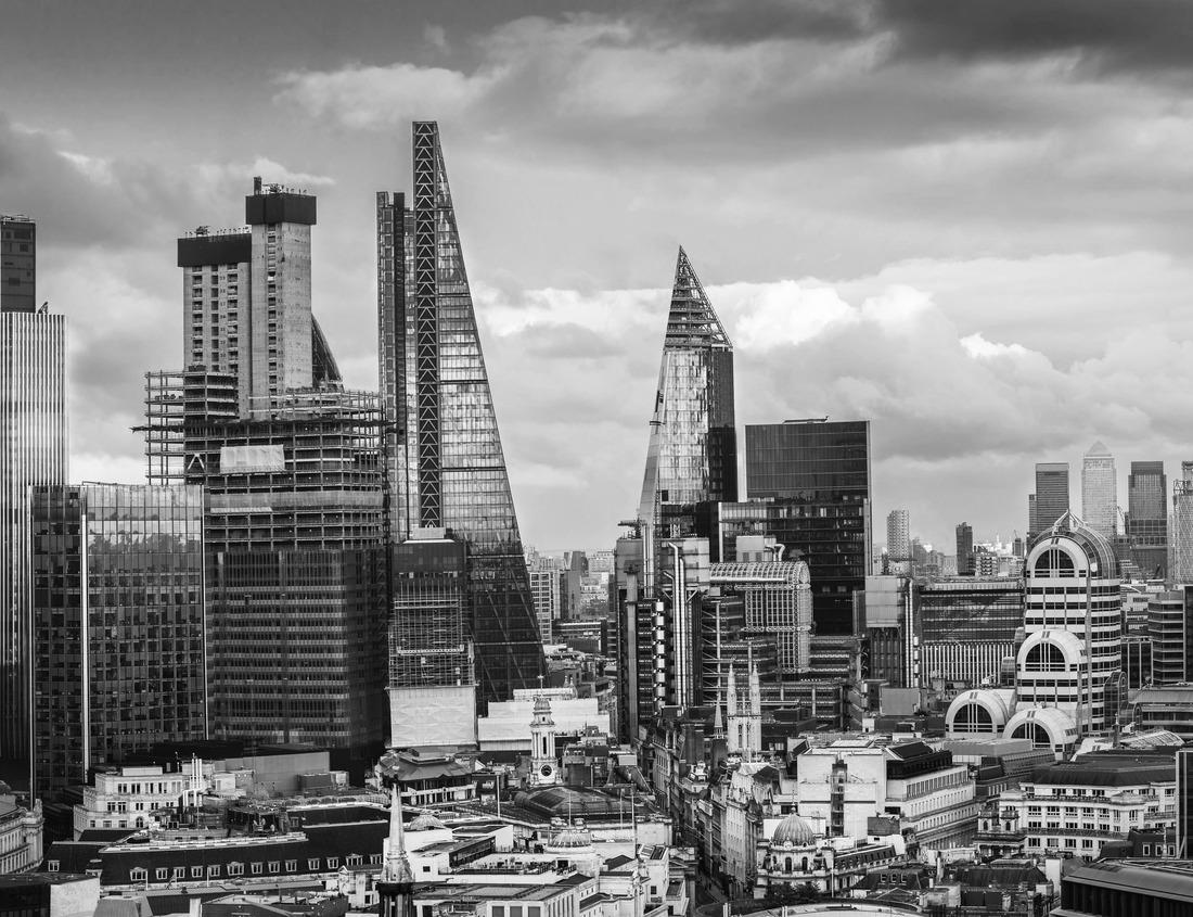 Noah Jigsaw Puzzle Mosquee of the Three Doors, Kairouan, Tunisia in black white 1000 pieces