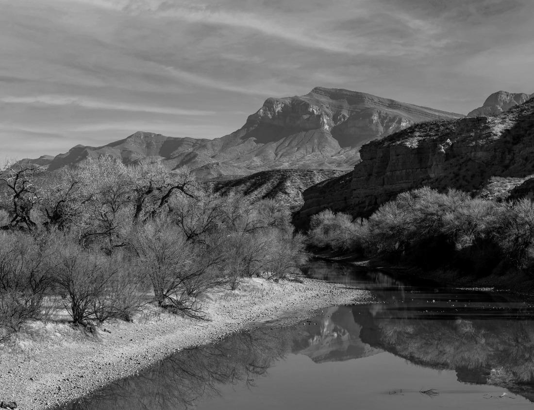 Noah Jigsaw Puzzle Czech Krumlov Czech Republic. View at old european town and river Vltava in black white 1000 pieces