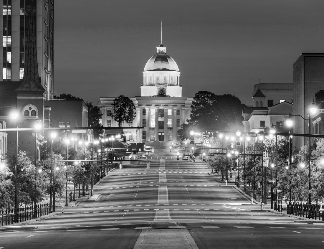 Noah Jigsaw Puzzle View of Wae Rebo village, Indonesia in black white 1000 pieces