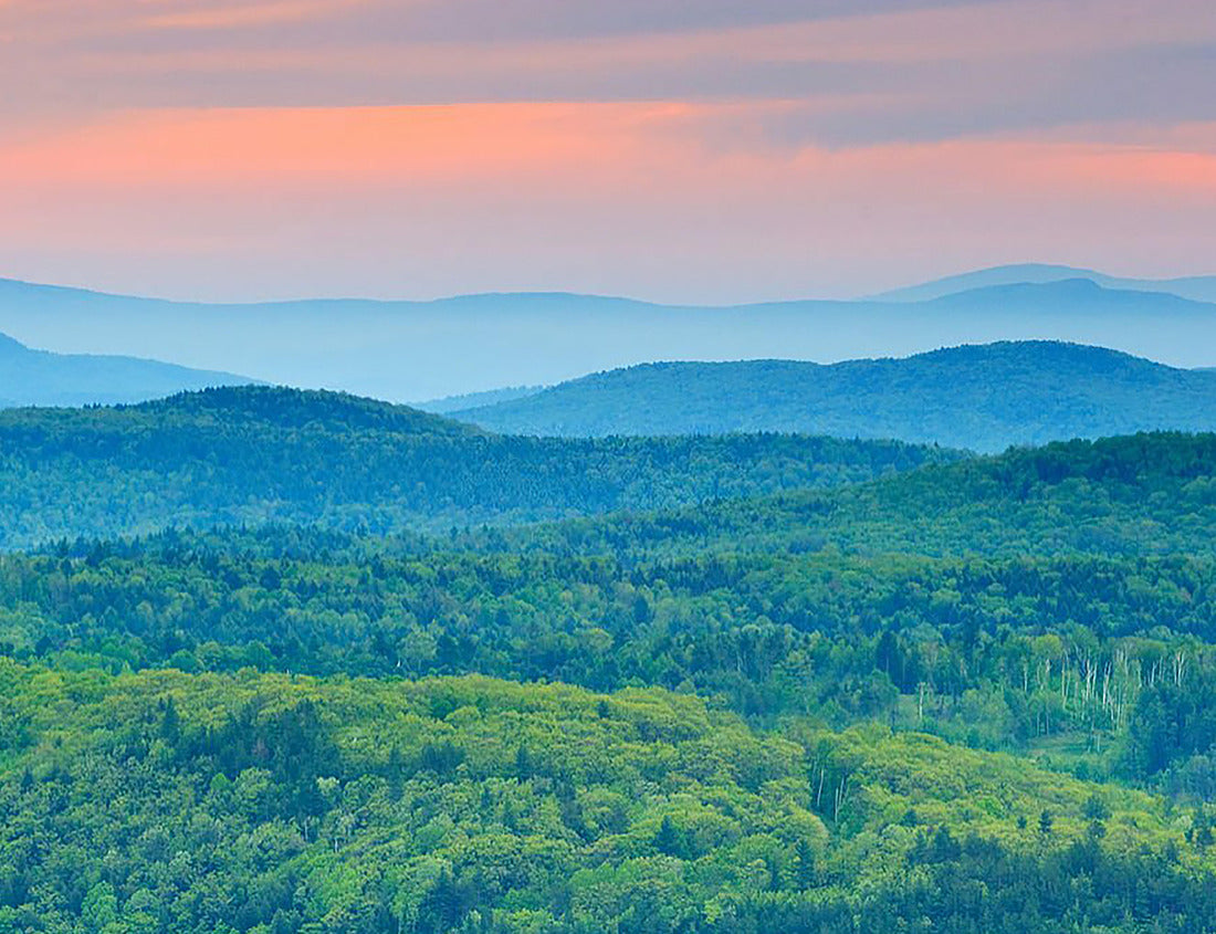 Noah Jigsaw Puzzle Vermont Mountains at Sunrise 1000 pieces