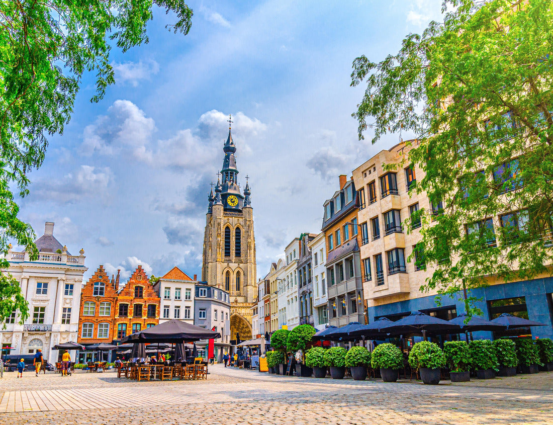Noah Jigsaw Puzzle cityscape Kortrijk, Grote Markt Central Market Square, Roman Catholic Church of St. Martin, old buildings and street restaurants in the historic city center, old town Kortrijk, Flemish Region, Belgium 1000 pieces