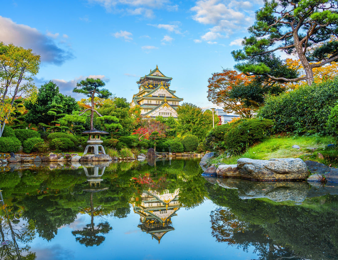 Osaka Castle, Landscape view of osaka castle museum at sunset sky in Autumn, Osaka, Japan 1000pc Puzzle