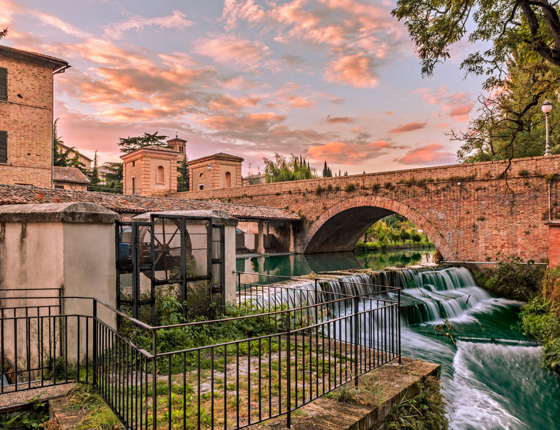 Noah Jigsaw Puzzle Bevagna, Perugia, Umbria, Italy: old bridge, canal of the old mills and waterfalls in the medieval town 1000 pieces