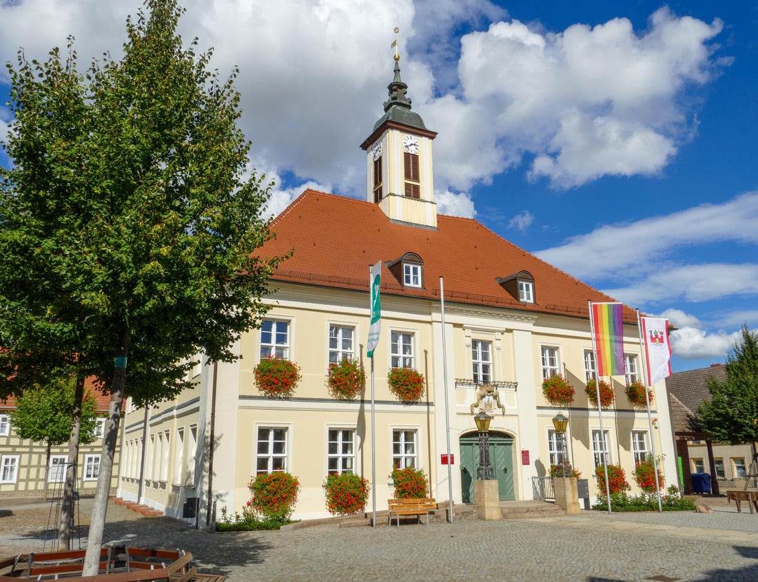 Town hall in Angermünde, Germany. Market square 1000pc Puzzle