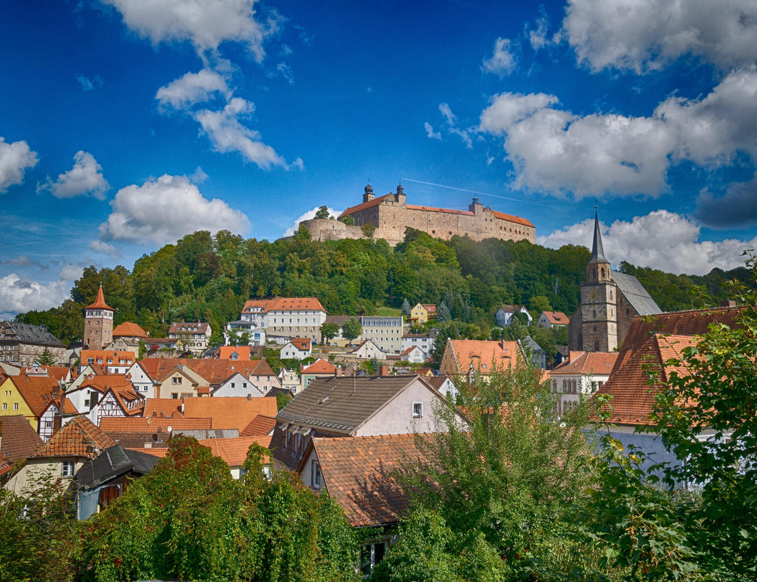 The old town of Kulmbach (Bavaria, Germany) with the Plassenburg 1000pc Puzzle