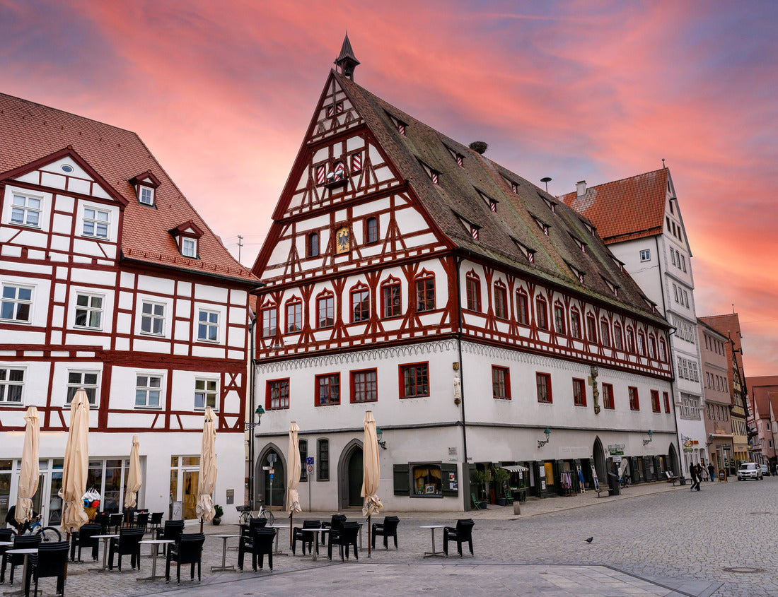 Old town of Nördlingen in Bavaria, Germany, with half-timbered houses 1000pc Puzzle