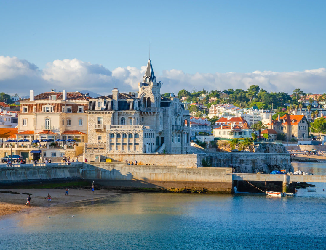 Noah Jigsaw Puzzle Beautiful coast of old town Cascais, Portugal, at sunset in summer day 1000 pieces