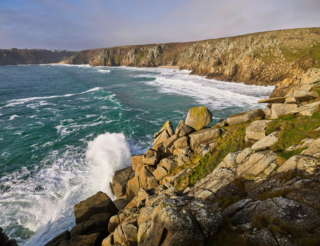 The beautiful and secluded beach of Pedn Vounder seen from Rock Logan, near Porthcurno, Cornwall, England, Great Britain 1000pc Puzzle