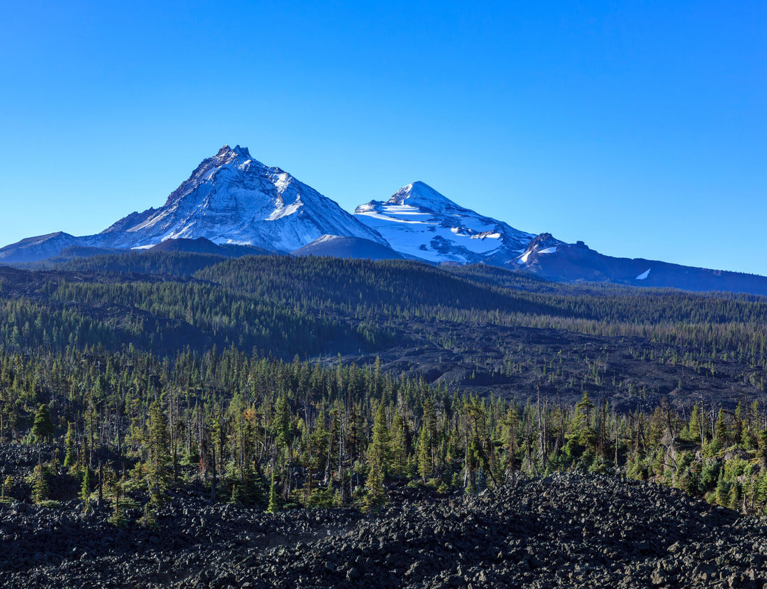 Three Sisters seen from Mackenzie Pass : Oregon, USA 1000pc Puzzle