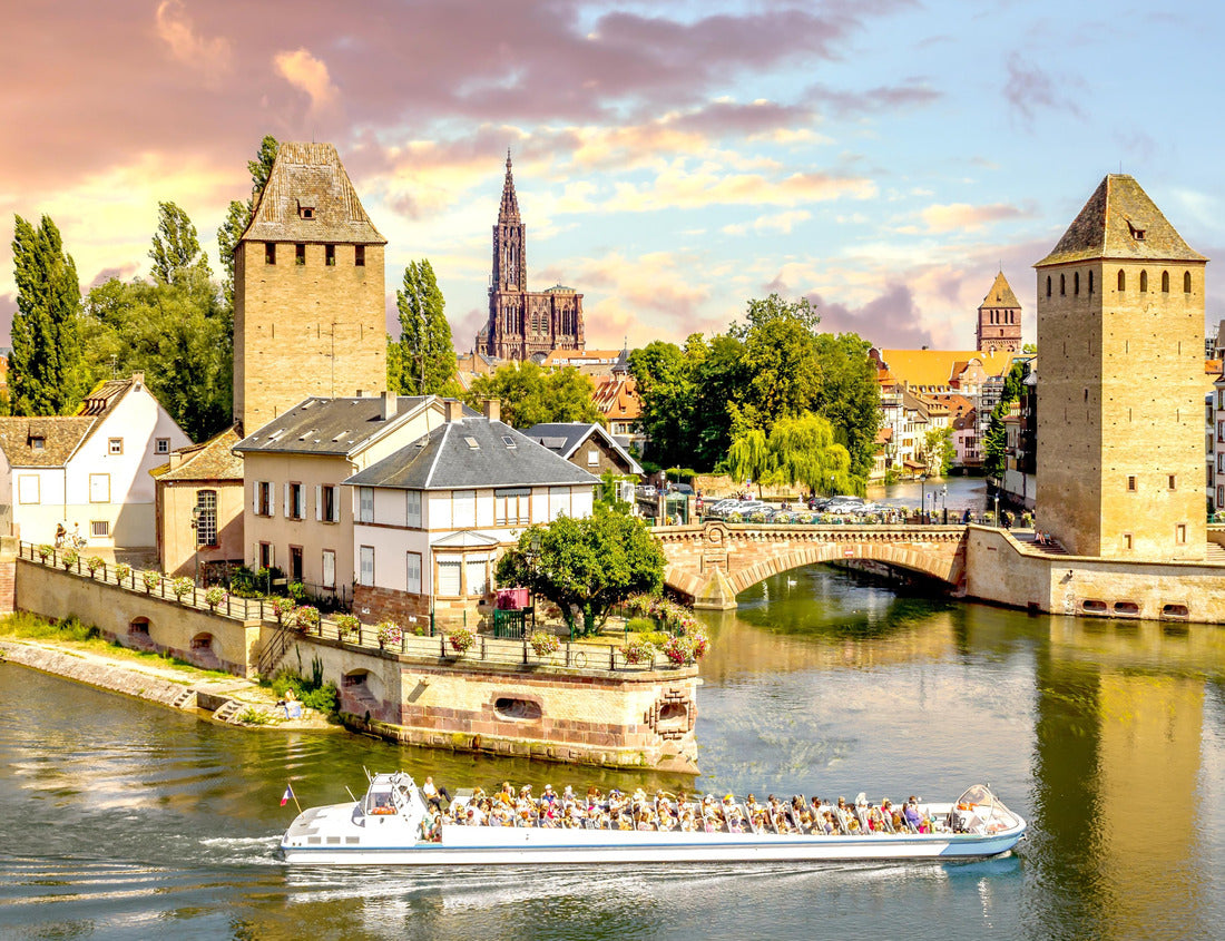 Old city of Strasburg, France 1000pc Puzzle
