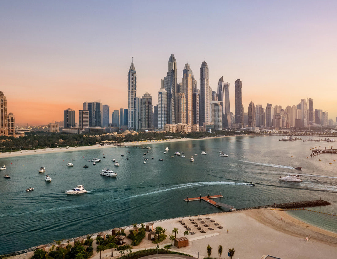 Noah Jigsaw Puzzle Dubai Marina Skyline and Luxury boats and yachts moving in Sea of Dubai Marina 1000 pieces