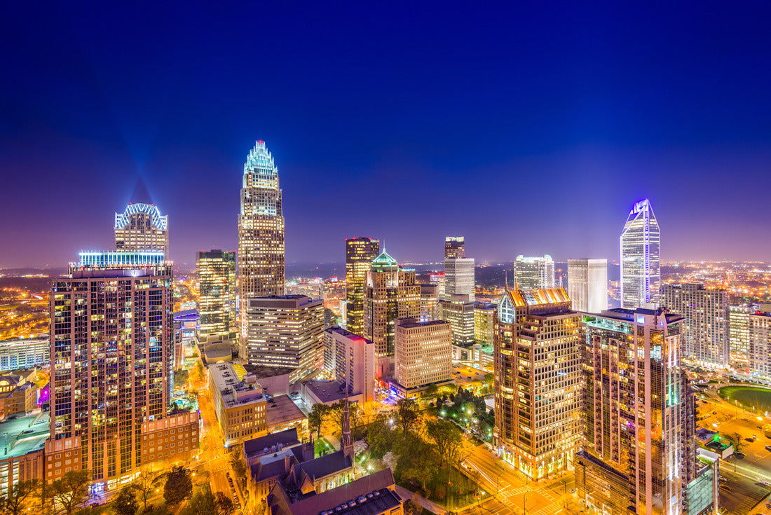 Noah Jigsaw Puzzle Charlotte, North Carolina, USA uptown skyline at night 2000 pieces