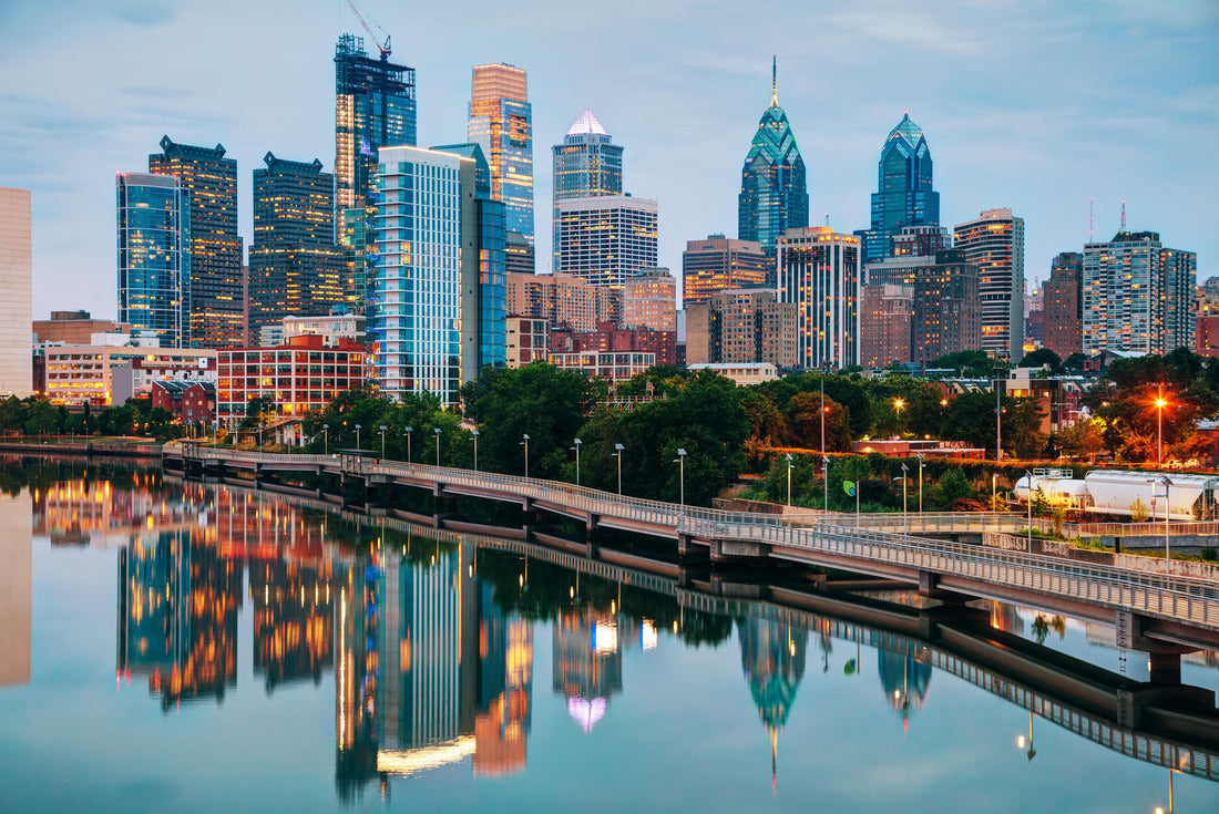 Noah Jigsaw Puzzle Philadelphia skyline at night with the Schuylkill River 2000 pieces