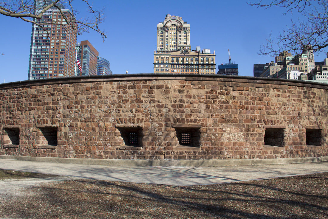 Noah Jigsaw Puzzle Castle Clinton National Monument in Battery Park New York City 2000 pieces